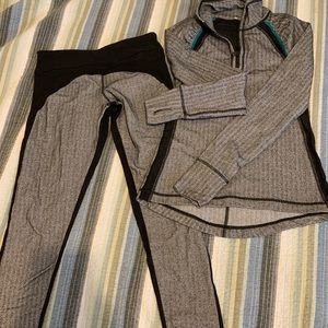 2pc Crop harringbone legging and athletic pullover